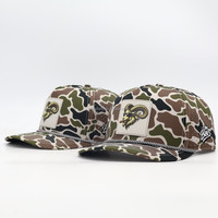 Casquette de baseball personnalisée à 5 panneaux en polyester, imperméable, motif camouflage à pois, séchage rapide, perforations découpées au laser, avec cordon, protection solaire