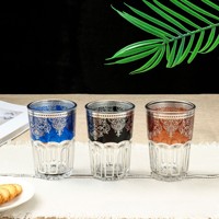 Vente en gros Teeglaser marocain traditionnel 6oz Set Nejra Tasse en verre Lot de 6 Café Thé Eau Potable Verre Coloré Gobelet