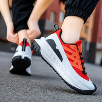 Chaussures de sport de course en plein air pour couple, respirantes, en maille, absorbant les chocs, antidérapantes, légères, athlétiques