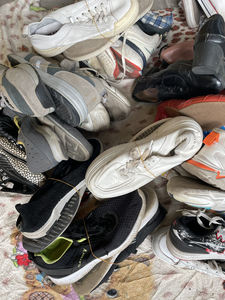 Zapatos usados <span class=keywords><strong>de</strong></span> segunda mano zapatos <span class=keywords><strong>de</strong></span> hombre viejos <span class=keywords><strong>de</strong></span> primera <span class=keywords><strong>clase</strong></span> zapatos usados - Product Image 2