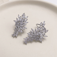 Boucles d'oreilles pour femmes serties d'ailes d'ange en zircon, arrangement dégradé coréen d'œils de cheval, ailes de diamant, boucles d'oreilles à tige en argent