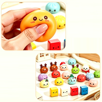 Calendrier de l'Avent de Noël Mystère des Raviolis – Assortiment de Jouets Anti-Stress TPR Squishy en Forme de Ravioli de Noël – 24 Surprises de Fêtes