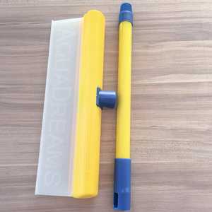 Limpiacristales de Silicona con Mango Telescópico Metálico Ecológico Greenwell, con Depósito de Agua y Logotipo Grabado, Visto en TV, para Automóviles - Product Image 2