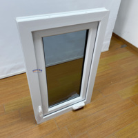Fenêtre à battant en PVC de style américain au design moderne, double vitrage, moustiquaire horizontale en acier inoxydable, économie d'énergie et isolation thermique