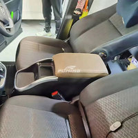 Toyota NOAH voiture Modification intérieure Voxy accoudoir boîte 220V alimentation USB Interface cristal matériel mise à niveau Console centrale