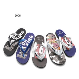 <span class=keywords><strong>Chanclas</strong></span> de PVC personalizadas <span class=keywords><strong>originales</strong></span> de fábrica para <span class=keywords><strong>hombre</strong></span>, plantilla ligera antideslizante e impermeable de EVA para verano e invierno - Product Image 1
