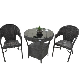 Set da Bistrot in Rattan PE Stile Moderno, Arredamento da Esterno Durevole e Confortevole per Sala da Pranzo, Soggiorno, Cortile, Hotel e Giardino - Product Image 1