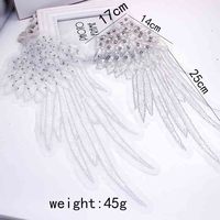 Vente en gros de perles brodées de qualité supérieure strass patch PVC perlé dentelle appliques chemises à paillettes décorées coeur fleur dentelle à coudre