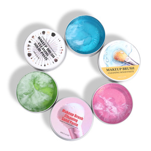 Jabón Sólido Limpiador de Brochas de Maquillaje Hecho a Mano con Efecto Profundo para Eliminar Manchas - Product Image 3