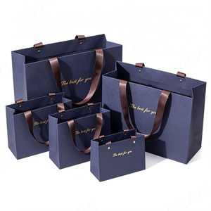 Sacs Cadeaux en Papier Personnalisés de Luxe à Faible MOQ avec Poignée en Ruban pour <span class=keywords><strong>Emballage</strong></span> de Vêtements et Chaussures de Marque - Product Image 4