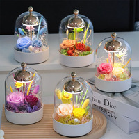 Lampe de table en verre avec rose éternelle LED à intensité variable, cadeau pour la Saint-Valentin, fabrication artisanale, longue durée de vie (3-5 ans)
