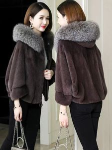 Elegante Giacca Corta da <span class=keywords><strong>Donna</strong></span> in Vera Pelliccia di <span class=keywords><strong>Visone</strong></span> Blu Navy con Cappuccio, Calda e Casual per l'Inverno, con Chiusura a Cerniera - Product Image 3
