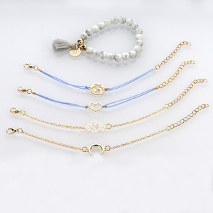 Set di Bracciali in Cinque Pezzi Stile Bohémien con Design Floreale Intrecciato, Placcati in Argento, con Cuore Cavo, Loto, Mappa e <span class=keywords><strong>Luna</strong></span>, Regalo per Donne - Product Image 5