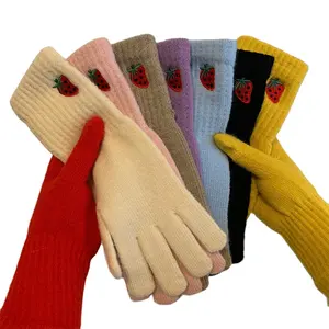 Gloves Winter Custom Long Plain Cycling Warmth Comfortable Embroidered Strawberry Touch Screen Knitted Gloves Women