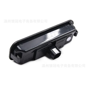 มือจับเปิดฝาท้ายรถยนต์สำหรับฟอร์ด โฟกัส 1834376 อะไหล่ทดแทนโลหะ - Product Image 4