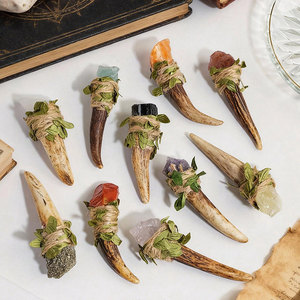 Bacchetta Magica Artigianale con Corna di Cervo Avvolte in Cristallo Naturale Grezzo, Decorazione per <span class=keywords><strong>Rituali</strong></span> di Stregoneria, Ornamento Regalo - Product Image 2
