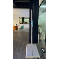 Écran OLED transparent 43% 30/55/77 pouces, 1,07 milliard de couleurs, 10 bits, revêtement AR, écran tactile capacitif, 60 Hz, angle de vision de 178°, pour hall d'entrée