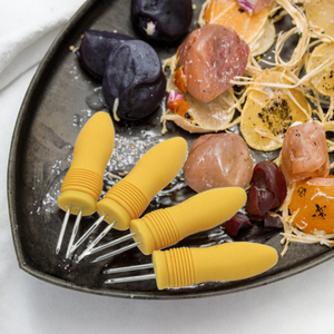 Chef Craft Select Set di 6 Porta Mais in Plastica Morbida Antiaderente Giallo - Product Image 2