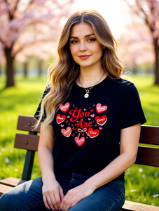 T-shirt da donna per San Valentino, girocollo, manica corta, stampa in cotone, top casual, lavabile in lavatrice, vestibilità regolare - Product Image 2