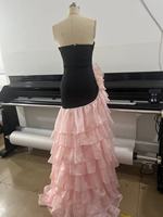 Nouvelles Arrivées Été 2026 – Robe Slim Fit sans Bretelles à Épaules Dénudées avec Décorations Florales et Empiècements en Maille