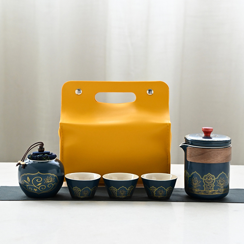 Yellow leather bag [with blue porcelain tea canister]