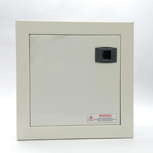 Caja de Distribución Metálica MCB (Doble Puerta-SPN) con Barra Colectora Neutra Premium, Placa Ficticia de Enlace de Fase Modelo KK16 para Uso Industrial, Fabricada en India - Product Image 3