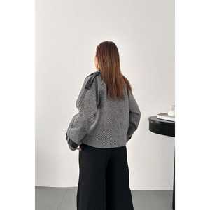 Veste en cuir rayée grise pour femmes, finition en cuir, vente en gros - Product Image 1