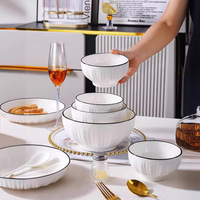 Vente en gros 2025 Ménage Céramique Grand Bol Blanc Pur Noir Bord Haut de Gamme Scandinave Créatif Porcelaine pour Mariage Soupe Riz