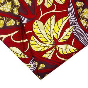 Vente en gros de haute qualité Offre Spéciale variété de beaux motifs de couleur stock doux 100% coton <span class=keywords><strong>tissu</strong></span> <span class=keywords><strong>africain</strong></span> doré <span class=keywords><strong>robe</strong></span> imprimée à la cire - Product Image 1