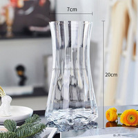 Nordische Luxus-Ästhetik Tischdekoration Dekorative Vase für Wohnzimmer Esstisch Premium Geriffelte Taillierte Blumenvase