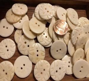 Top Selling High Quality Real Buffalo Horn Toggle <b>Buttons</b> <b>Blazers</b> Suits Coats Custom Logo Decoration Polished Craft Technique - Product Image 2