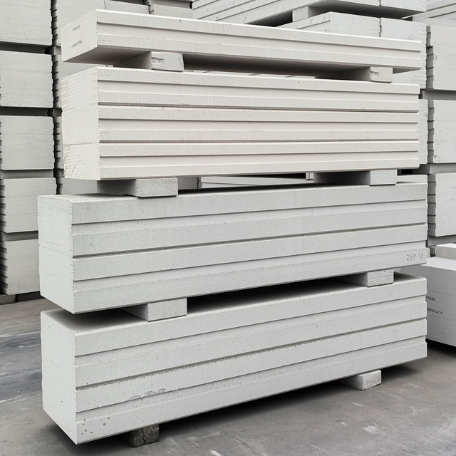 The Factory Produces New Materials of Various Sizes and Thicknesses Block Spacer Building Blocks Aac Concrete
