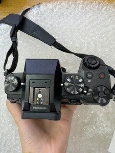 Appareil photo numérique hybride d'occasion LUMIX DMC-G7 16MP 4K <span class=keywords><strong>avec</strong></span> carte SD et capteur CMOS - Product Image 3