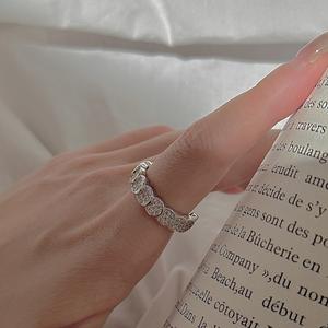 แหวนเงินแท้ S925 ดีไซน์เรขาคณิต ดีไซน์เฉพาะตัว เรียบง่าย ทันสมัย สไตล์วินเทจ แหวนเปิด ประดับเพชรทรงรี - Product Image 2