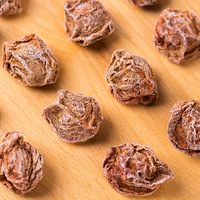 Vente en gros usine en vrac, Prunes aigres authentiques à neuf saveurs, confites dans un sirop sucré/salé, 120g, Durée de conservation 365 jours, Guangdong