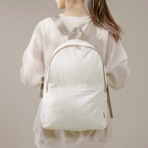 กระเป๋าเป้สะพายหลังไนลอนสีขาวลายหอยทากผลไม้น่ารัก 15 นิ้ว ปิดด้วยซิป กระเป๋าหลายช่อง กระเป๋าเป้สะพายหลังแบบนุ่มสำหรับทุกเพศ - Product Image 5