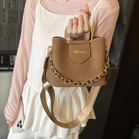 Sac bandoulière tissé en cuir PU pour femme, mini sac à main fourre-tout avec poignée supérieure, sac à bandoulière tendance pour dames, collection 2026, offre spéciale