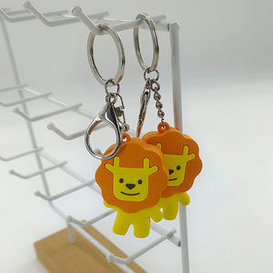 Porte-clés en silicone personnalisés, porte-clés en silicone avec formes, logos et couleurs personnalisés pour accessoires personnalisés et usage quotidien - Product Image 4