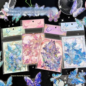 Pegatinas Decorativas <span class=keywords><strong>de</strong></span> PET con Diseño <span class=keywords><strong>de</strong></span> Mariposa Holográfica Personalizada, Grabado Láser 3D en Dorado, Estilo Europeo, Coloridas, <span class=keywords><strong>para</strong></span> Manualidades - Product Image 2