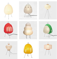 Lampe Shoji moderne minimaliste 3000K à lumière chaude faite à la main avec logo personnalisé OEM/ODM lampe de table japonaise en papier Washi pour hôtel