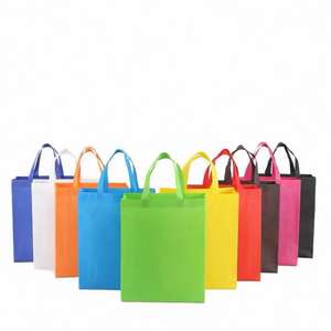 Bolsas no tejidas con logotipo personalizado para compras ecológicas y uso publicitario promocional. - Product Image 4