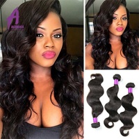 Gros cheveux humains vierges malaisiens stockés, Cheveux humains vierges malaisiens ondulés lâche, vente en gros