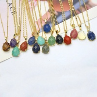 NN1214 Collier chaîne avec pendentif goutte en pierre de quartz cristal de guérison, serti de pierres précieuses, plaqué or, pour femme