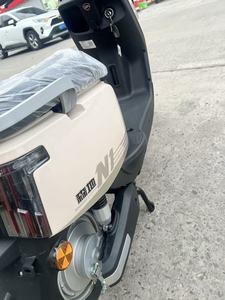Moto 1200W, équipée d'une batterie au plomb-acide 72V20A, avec une vitesse de 40-60 km/h - Product Image 6
