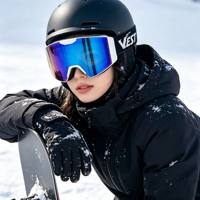 Masque de ski à vision large, lentille interchangeable magnétique, système de fixation latérale, logo personnalisé OEM, anti-buée UV400, compatible casque