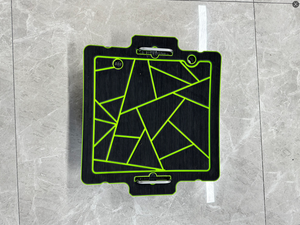 El Precio de una Sola Batería para la Tabla de Surf de Fibra de Carbono es de $1,111 Sin Incluir la Tabla de Surf - Product Image 2