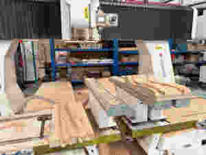 Logiciel de simulation de broche croisée pour machine de fraisage CNC 5 axes pour la production de chaises en bois massif avec boîtier anti-poussière - Product Image 4