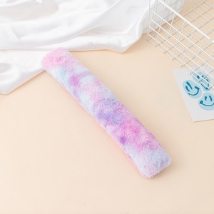 Hot-selling Eco-Friendly Short <b>Plush</b> Cotton Strip Pillow <b>Cat</b> Grass Bag Catnip Chew Toy with Self-Entertaining Feature - Product Image 3