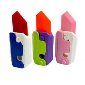 سكين مشط فراشة نمط جديد الفلورسنت 3D الجاذبية الفلاش سكين تخفيف الضغط لعبة صغيرة تضيء الجزرة سكين - Product Image 5