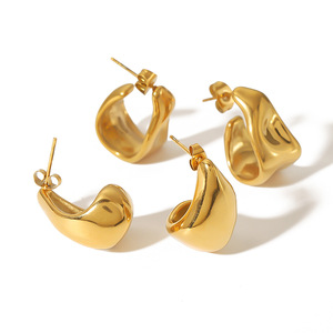 Pendientes geométricos de acero inoxidable con baño de oro de 18 quilates para mujer, para uso diario - Product Image 3